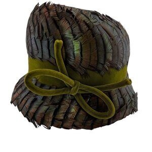 Vintage Womens Cloche Hat Peacok Feathers Irridescent G Howard Hodge Jr Flapper